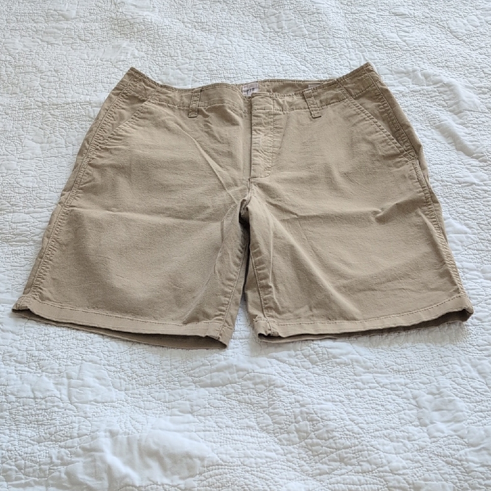 GAP Women's Tan Bermuda Shorts